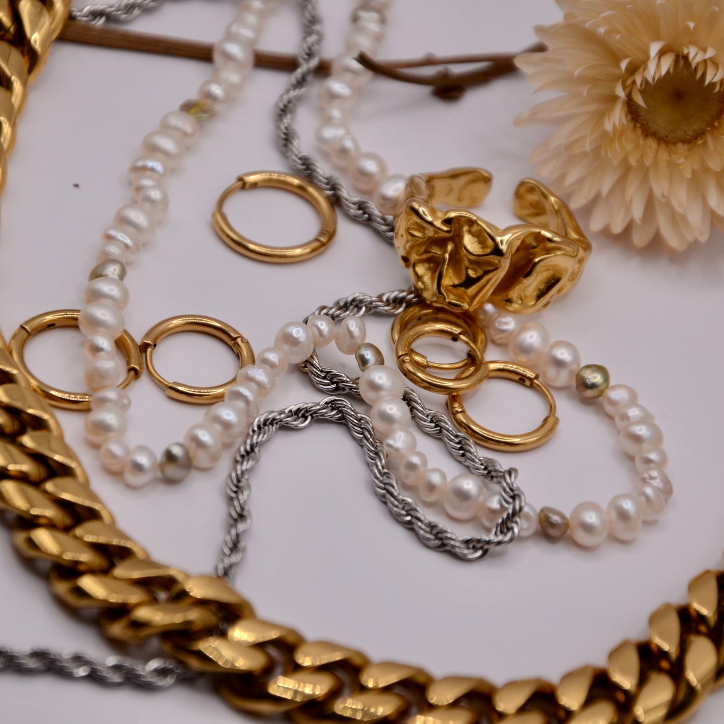 The Introvert Earring Set